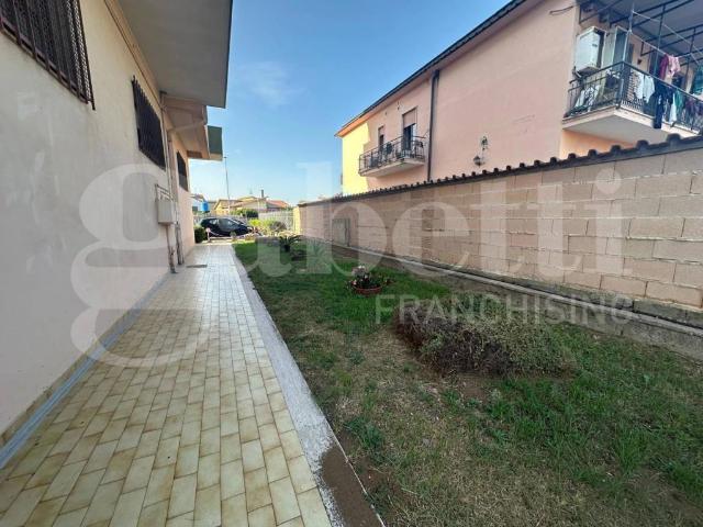 Palazzo in vendita a Campo di Carne, Aprilia