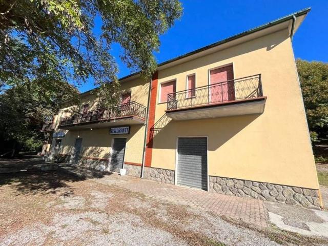 Palazzo in vendita a Unione dei Comuni Montani Amiata Grossetana, Santa Fiora