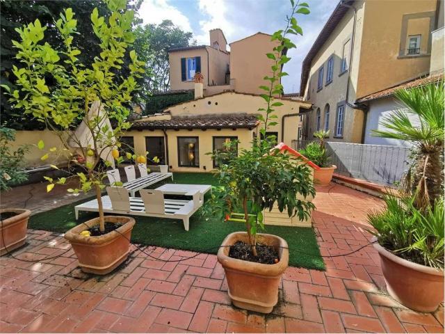 Palazzo in vendita a Giotto, Palazzo Del Pero