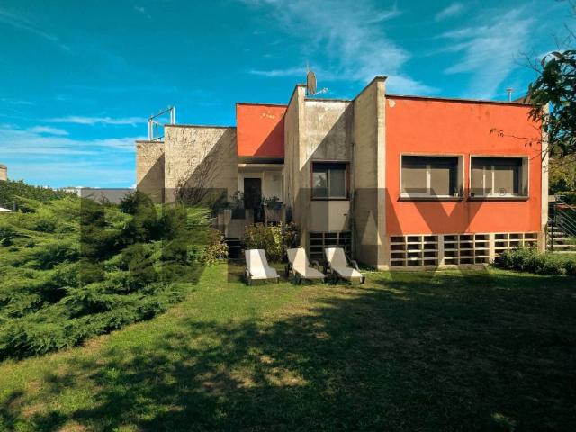 Palazzo in vendita a Arona, Novara