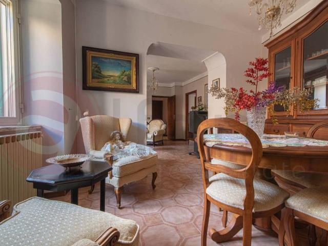 Palazzo in vendita a Cività Falconara, Arpino