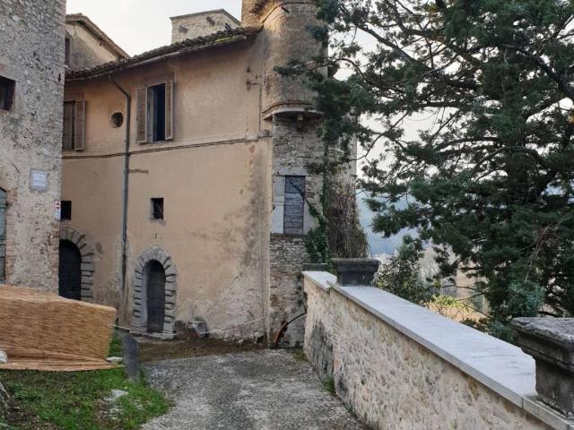 Palazzo in vendita a Arrone, Umbria