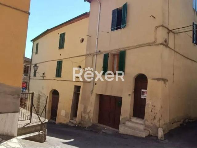Palazzo in vendita a Asciano, Toscana