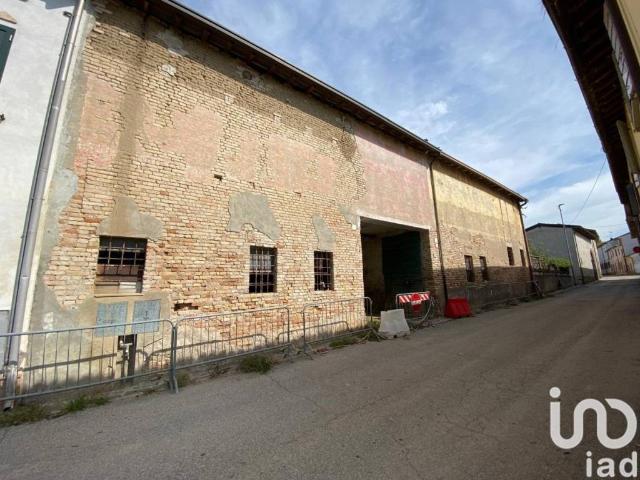 Palazzo in vendita a Asola, Lombardia