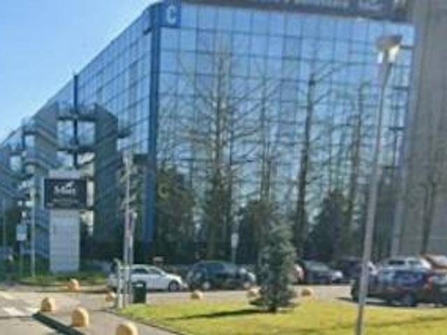 Palazzo in vendita a Bazzana Inferiore, Assago