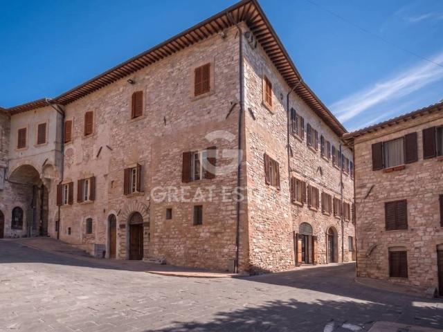 Palazzo in vendita a Valecchie, Assisi