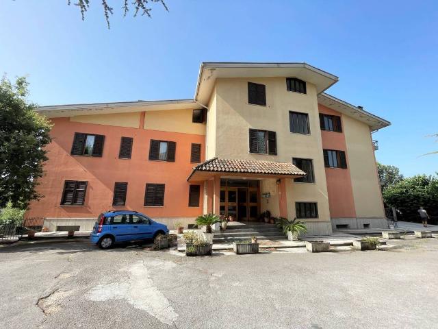 Palazzo in vendita a Atripalda, Campania