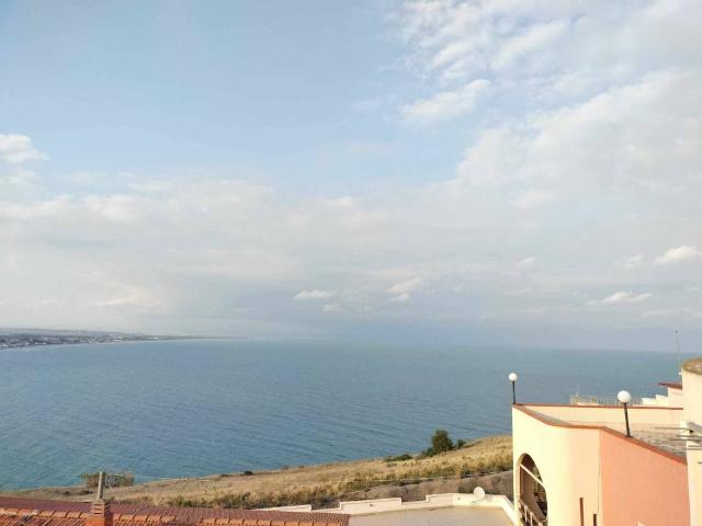 Palazzo in vendita a Summer Village, Augusta