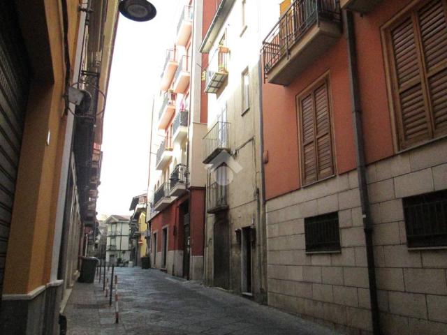 Palazzo in vendita a Santa Maria delle Grazie, Avellino