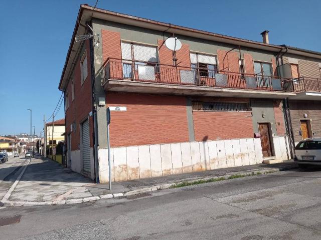 Palazzo in vendita a Avezzano, Abruzzo