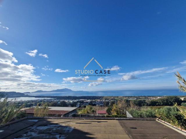 Palazzo in vendita a Bacoli, Napoli