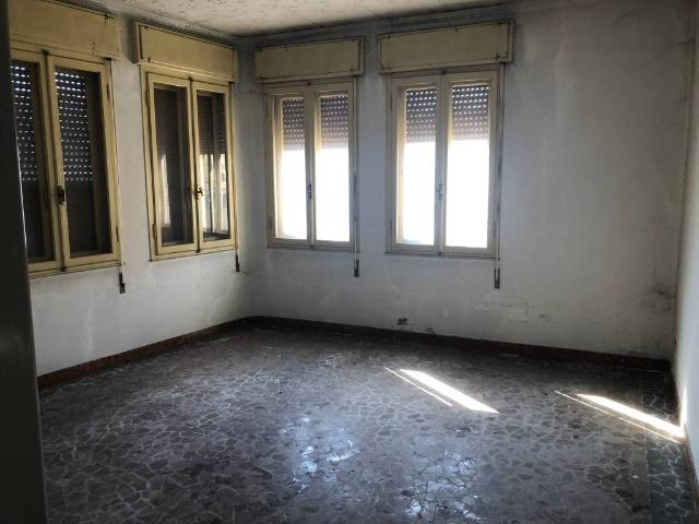 Palazzo in vendita a Badia Polesine, Veneto