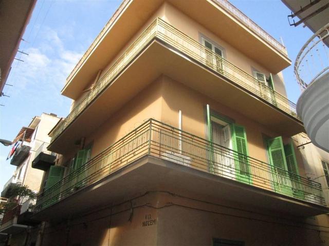 Palazzo in vendita a Bagheria, Sicilia