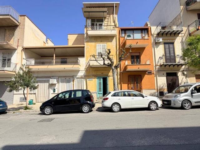 Palazzo in vendita a Bagheria, Sicilia