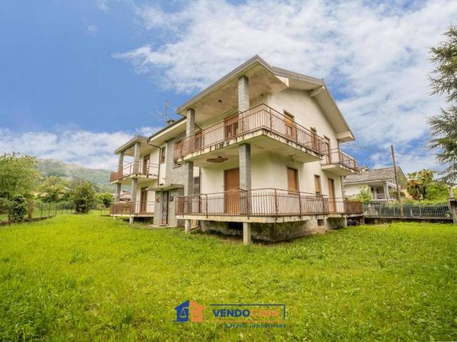 Palazzo in vendita a Villaretto, Piemonte