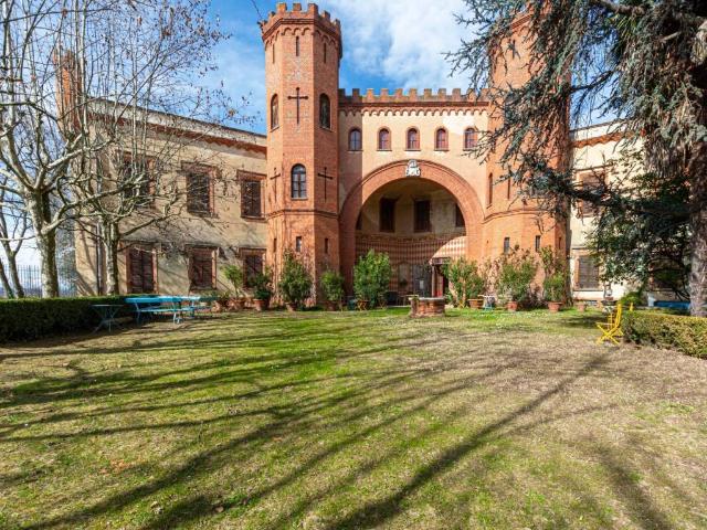 Palazzo in vendita a Piemonte, Cuneo