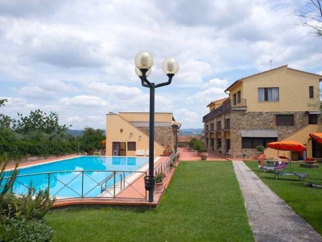 Palazzo in vendita a Barberino Tavarnelle, San Donato In Poggio
