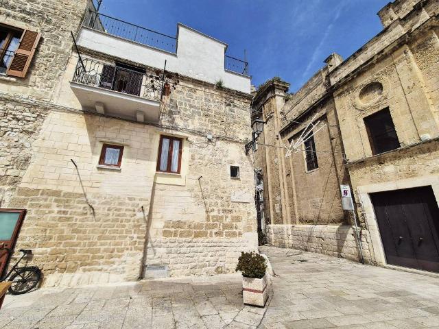 Palazzo in vendita a Municipio 1, Puglia