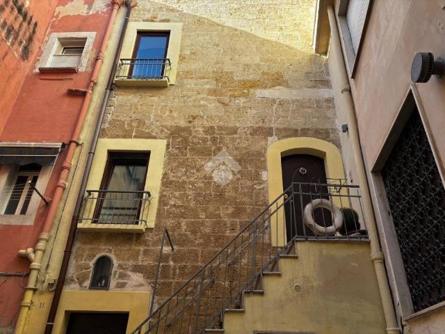 Palazzo in vendita a Municipio 1, Puglia