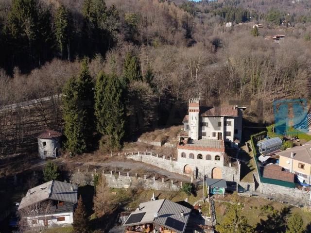 Palazzo in vendita a Barni, Lombardia