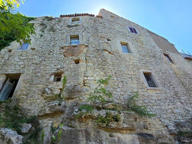 Palazzo in vendita a Baschi, Umbria