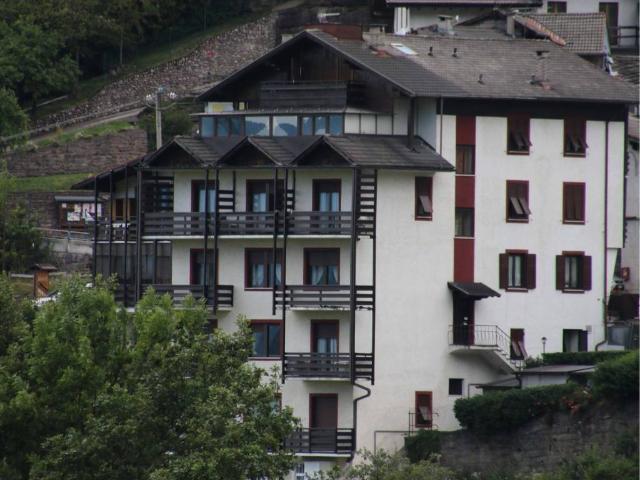 Palazzo in vendita a Comunità Alta Valsugana e Bersntol, Baselga Di Piné