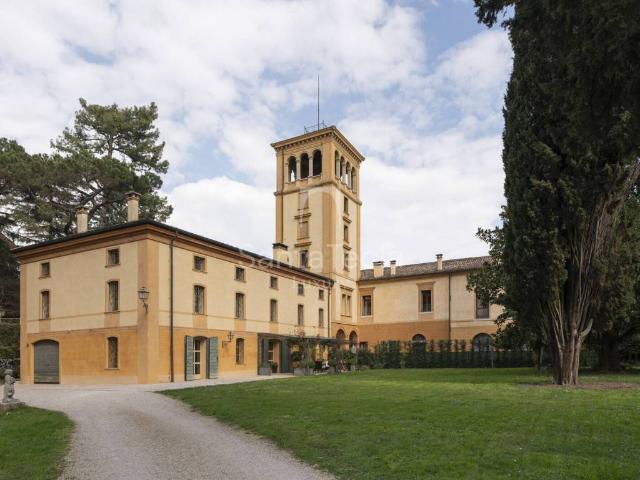 Palazzo in vendita a Santa Croce, Bassano Del Grappa