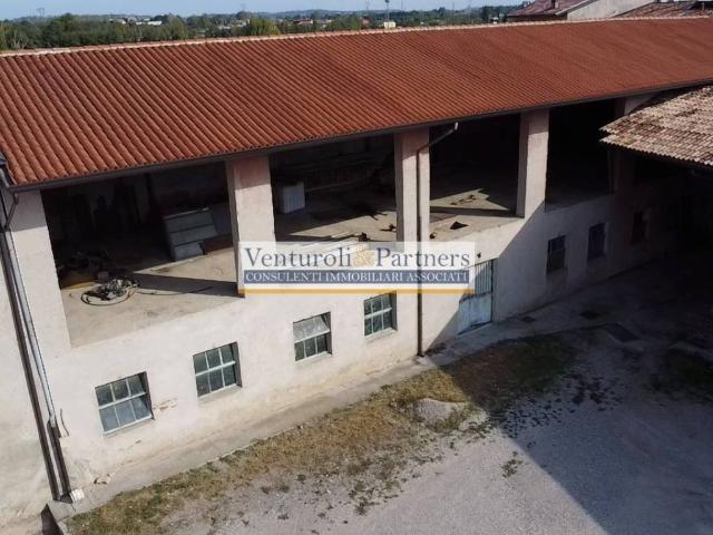 Palazzo in vendita a Pontenove, Bedizzole