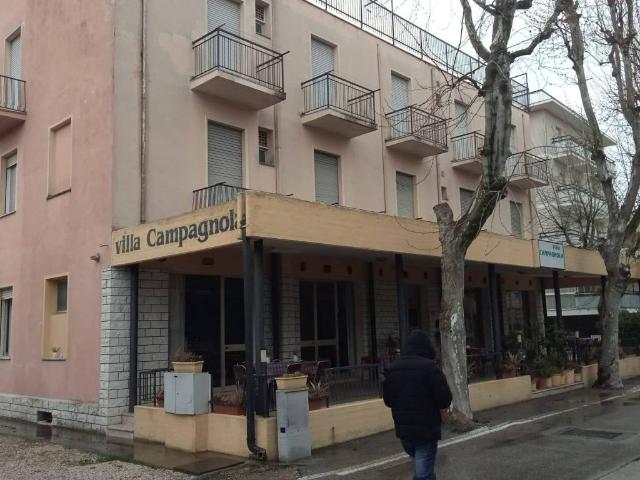 Palazzo in vendita a Bellaria, Reggio Emilia