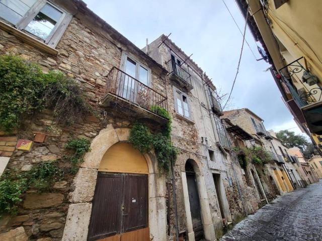 Palazzo in vendita a Ponticelli, Benevento
