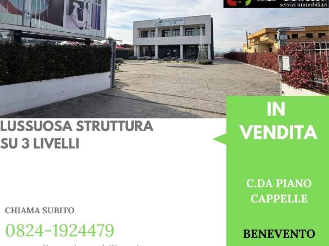 Palazzo in vendita a Benevento, Campania