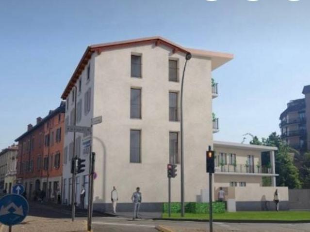 Palazzo in vendita a Bergamo, Lombardia