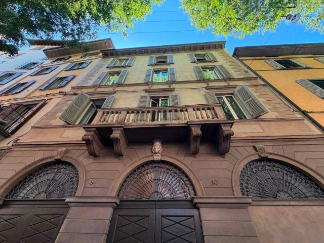 Palazzo in vendita a Città Alta, Bergamo