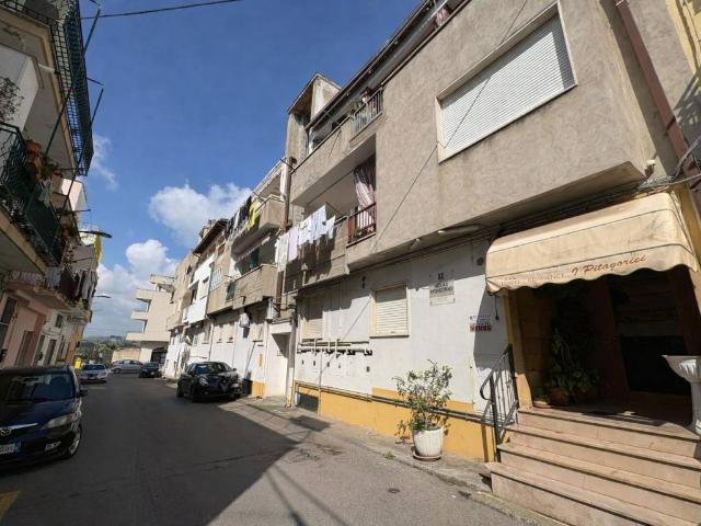 Palazzo in vendita a Bernalda, Basilicata