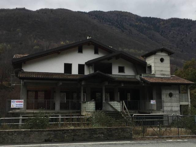 Palazzo in vendita a Comunità montana della valle Camonica, Berzo Demo