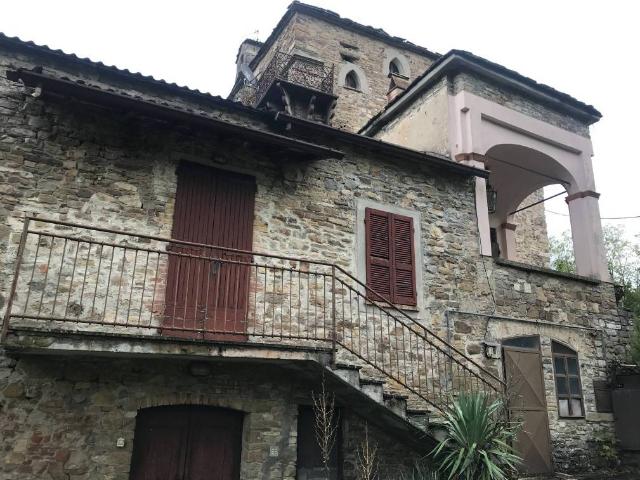 Palazzo in vendita a Caminata, Bettola