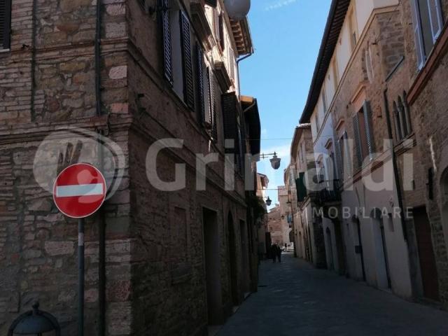Palazzo in vendita a Bevagna, Umbria