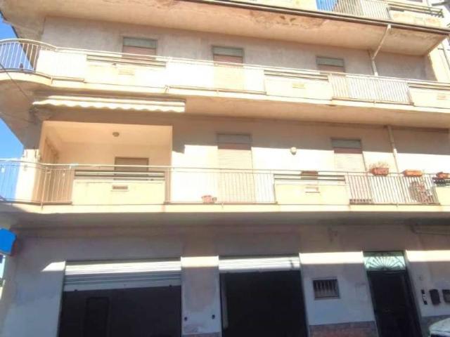 Palazzo in vendita a Biancavilla, Sicilia