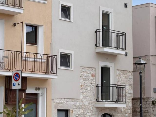 Palazzo in vendita a Puglia, Barletta-andria-trani