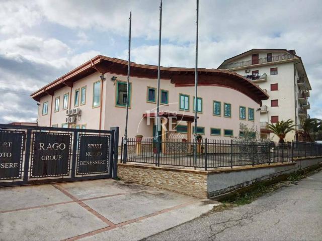 Palazzo in vendita a Calabria, Cosenza