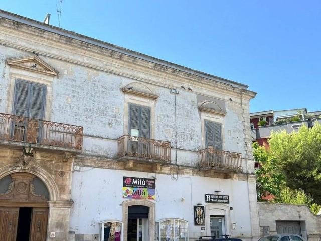 Palazzo in vendita a Puglia, Bari