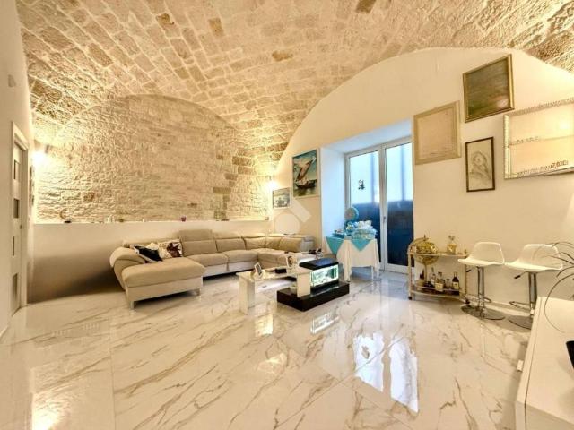 Palazzo in vendita a Puglia, Bari