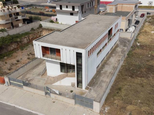 Palazzo in vendita a Puglia, Bari