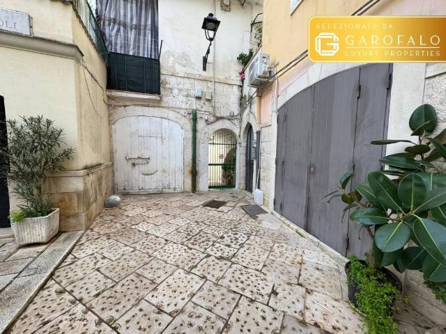 Palazzo in vendita a Puglia, Bari