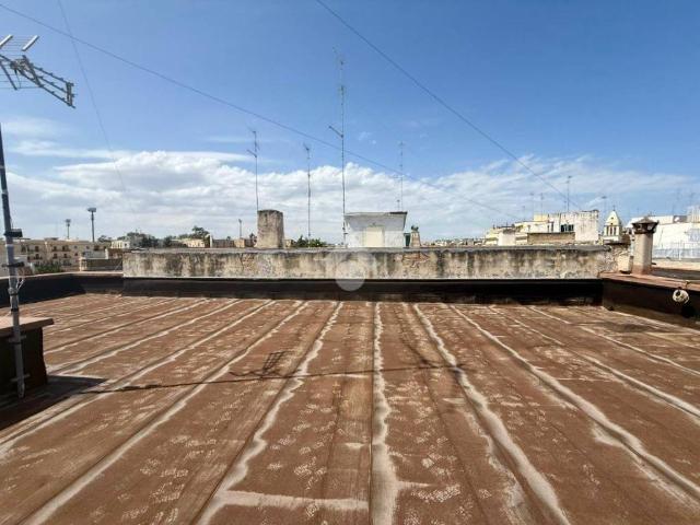 Palazzo in vendita a Puglia, Bari