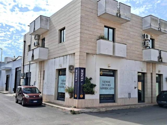 Palazzo in vendita a Puglia, Bari