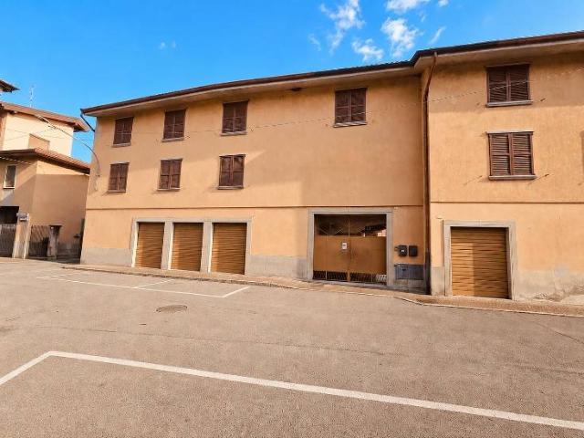 Palazzo in vendita a Bolgare, Lombardia
