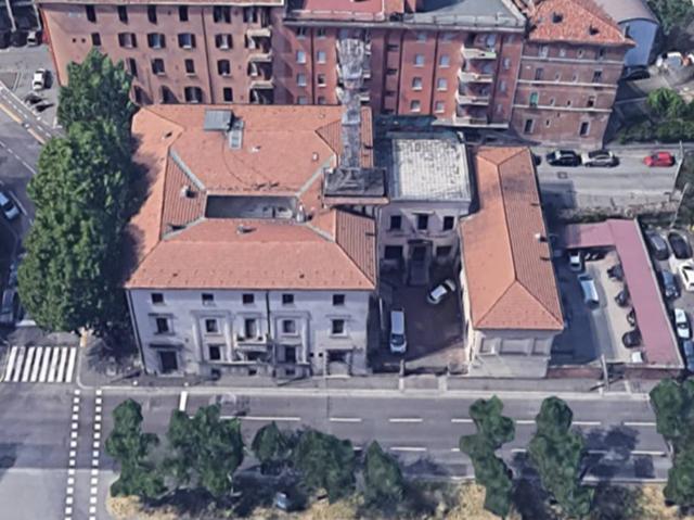 Palazzo in vendita a Santo Stefano, Bologna