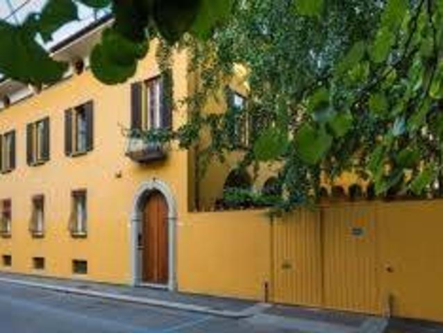 Palazzo in vendita a Santo Stefano, Bologna