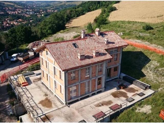 Palazzo in vendita a Monte Donato, Bologna